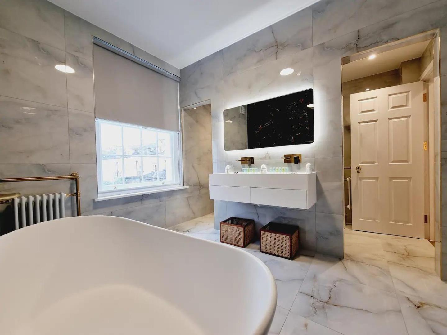 Pass The Keys Exclusive Townhouse W Terrace * Londra