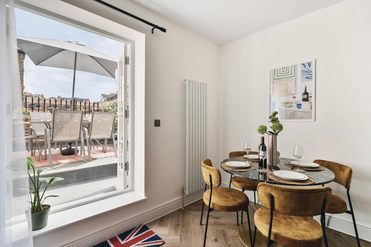 Pass The Keys Exclusive Townhouse W Terrace * Londra